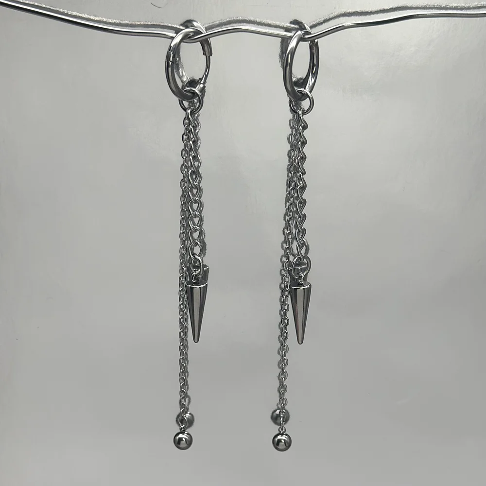 Y2k Kpop Grunge Stainless Steel Spikey Dangly Earrings Grunge Aesthetic Emo Long Tassel Chain Spiked Earrings for Women
