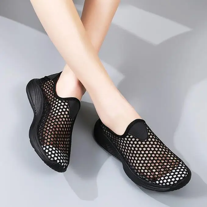 Women Shoes Summer Mesh Breathable Shoes Woman Shoes Fashion Sneakers Soft Comfortable Slip On Women\'s Shoes