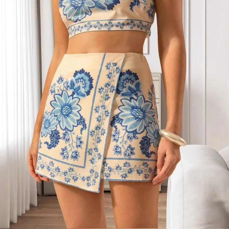 

Casual Sleeveless Crop Tops&Shorts Sets Summer New Bohemian Halter Vest Shorts Set Vintage Floral Printed Beach Vacation Outfits