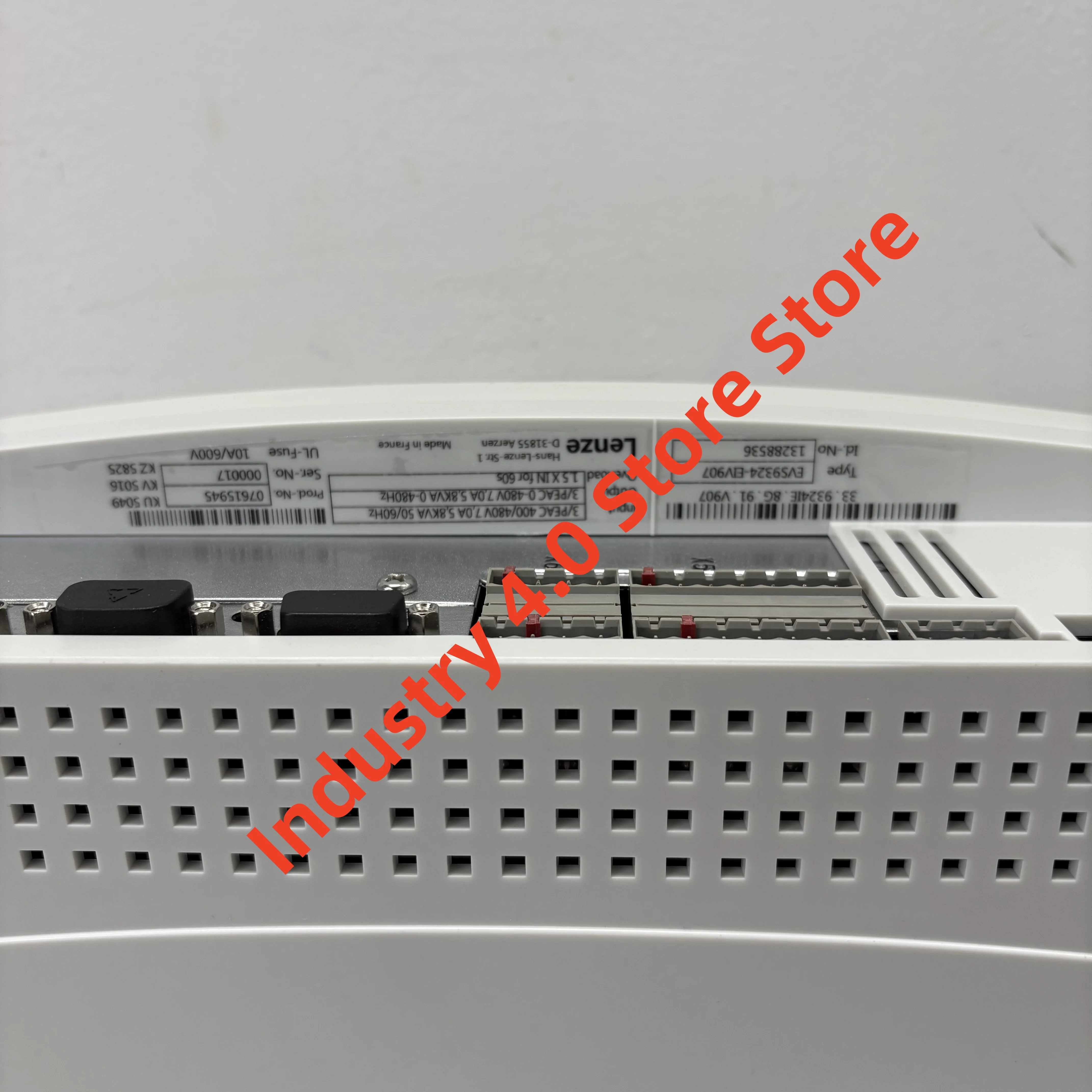 New in box  EVS9324-ES EVS9324-EP Frequency converter EVF9324-EV