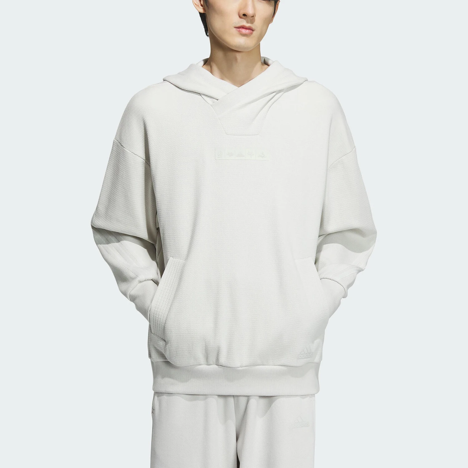 

Оригинальная сезонная новинка Adidas: динамичная и повседневная мужская толстовка с капюшоном IY0696