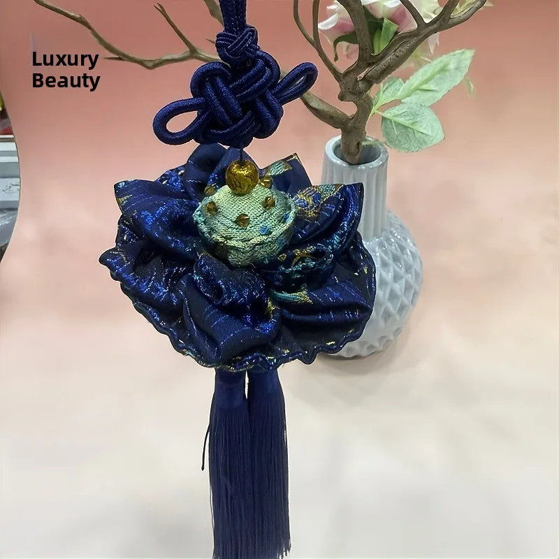 qiqi-master-song-jin-lotus-pendant-bag-charm-ornament-exquisite-handbag-accessory-for-men-and-women
