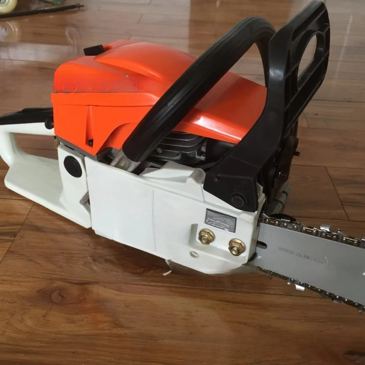 5200 model still style 52CC 22 inch guide plate, chain, exported to Europe and the United States quality