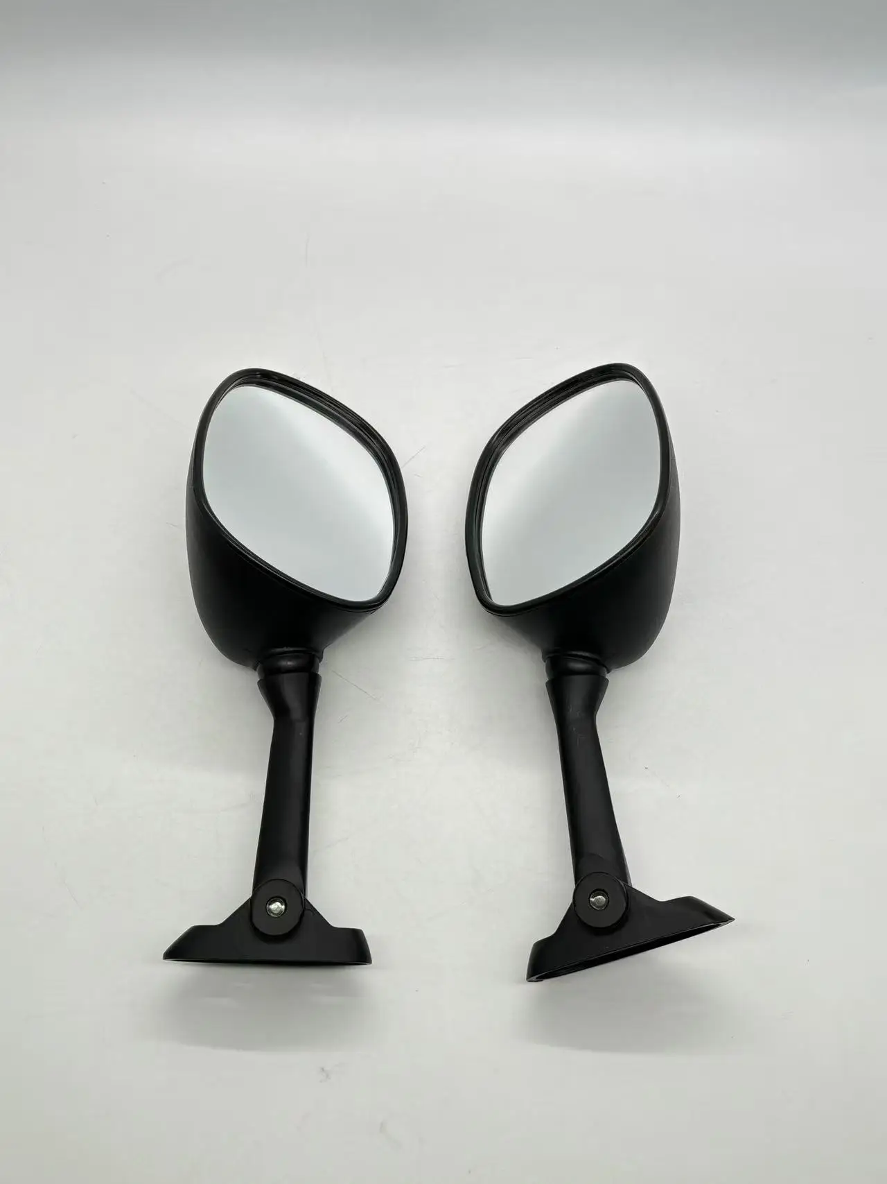 Motorcycle Side Mirrors for SUZUKI GSXR1000\750 BANDIT GSF650S\250S GSX1250 SV1000S\650S Rear View Mirrors Replacement Parts view 5