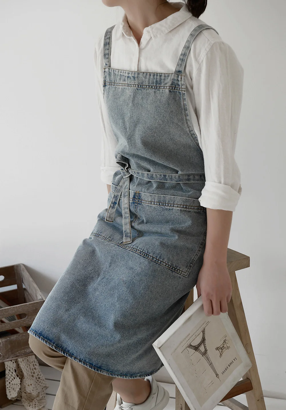 Jeans Apron,Unisex Adjustable Denim Pinafore,Japanese Fashional Painting Studio Gardening Coffee Shop Cooking Baking Kitchen