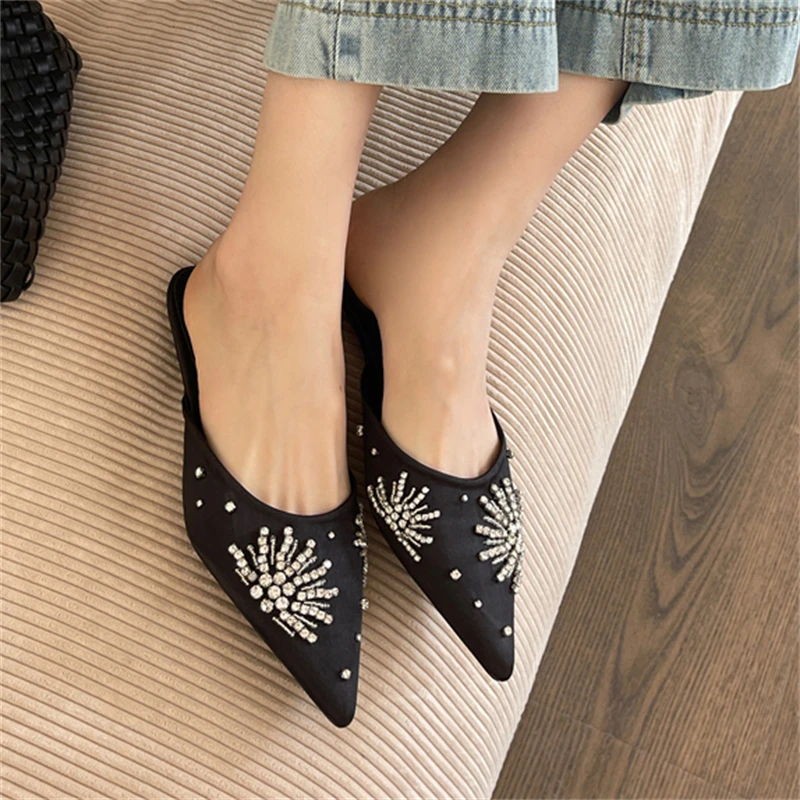 Eilyken ขนาดใหญ่ขนาด 43 คริสตัลเพชร Pointed Toe Mules ผู้หญิงรองเท้าแตะ Elegant บางรองเท้าส้นสูงชุดลําลองรองเท้า