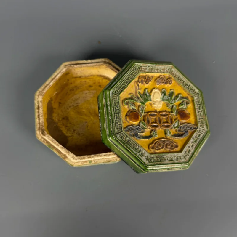 Antique ceramic exquisite relief flower pattern hexagonal ink box powder box folk art collection decoration box