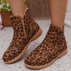 Stivaletti da donna Stampa leopardata 2024 Inverno Nuove scarpe di cotone Peluche Cerniera calda Antiscivolo Comfort Stivali da neve casual resistenti al freddo