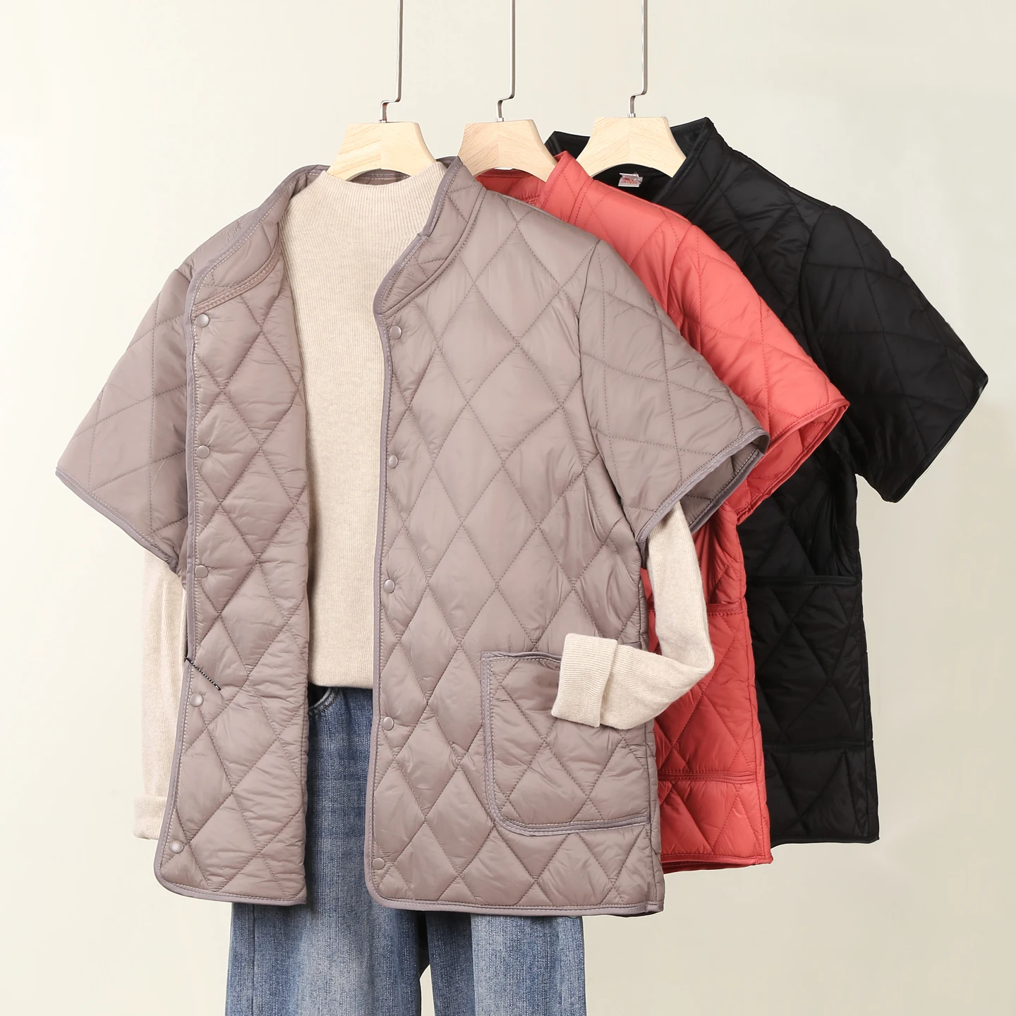 Women's Cotton Jacket Short Sleeve Button Stand Collar Inner Liner Shoulder Protector Pocket Autumn Winter Warm Vest