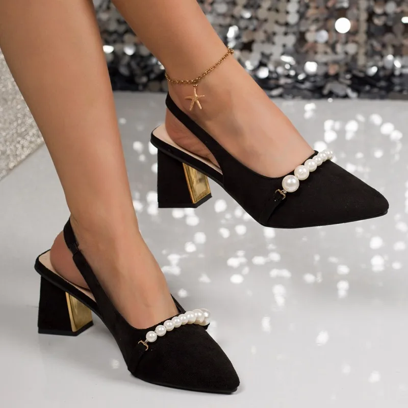 صنادل باوتو نسائية صيفية بمقدمة مدببة وفم ضحل وحزام واحد مطرز بكعب عالي