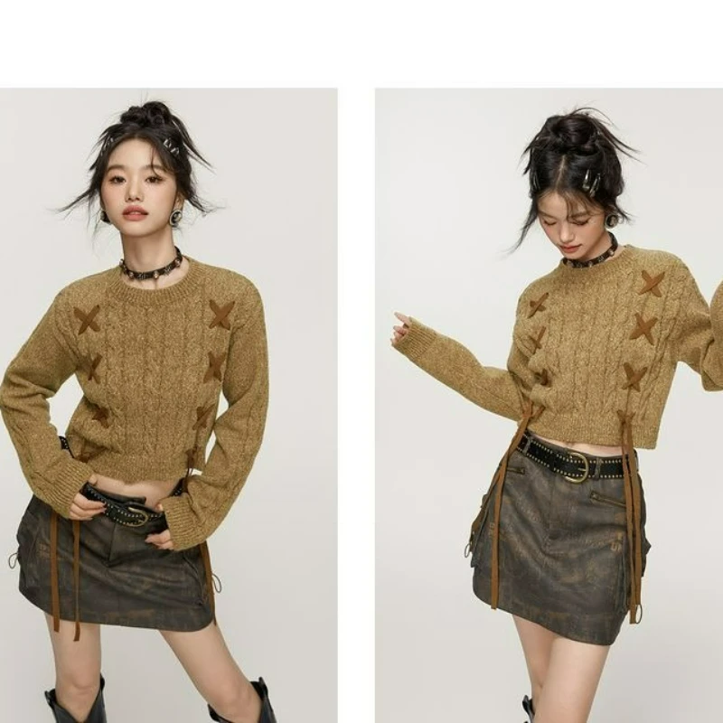 

Ретро-свитер с плетеным узором: Уникальный и стильный пуловер на шнуровке для женщин. Новая модная коллекция Осень-Зима 2026.