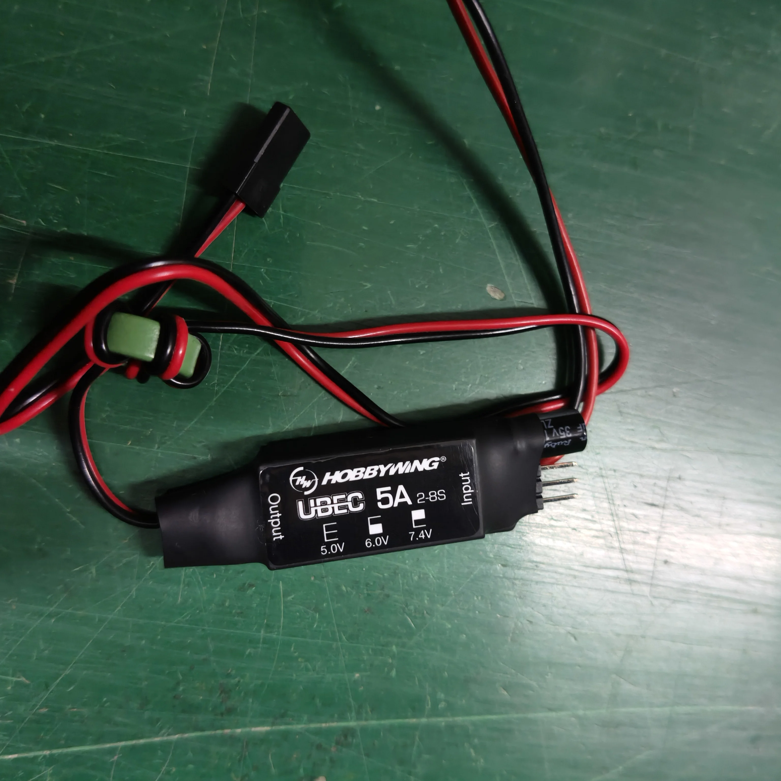 

Hobbywing UBEC High Voltage Regulator Module 5A V2 Air 2-8S 5V 6V 7.4V 5A Adjustable BEC For Crawler