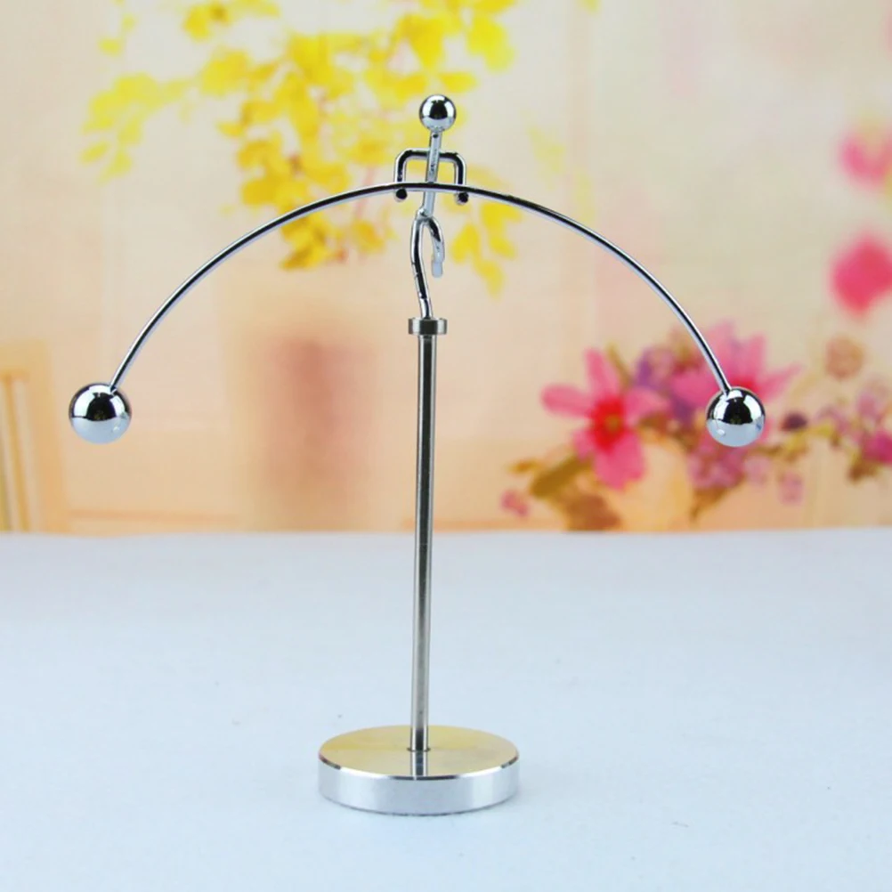 ของตกแต่งโต๊ะทำงานโลหะเหล็กดีไซน์สร้างสรรค์ รูปทรงไดนามิก เสริมสร้างพัฒนาการ เหมาะสำหรับตกแต่งสำนักงาน