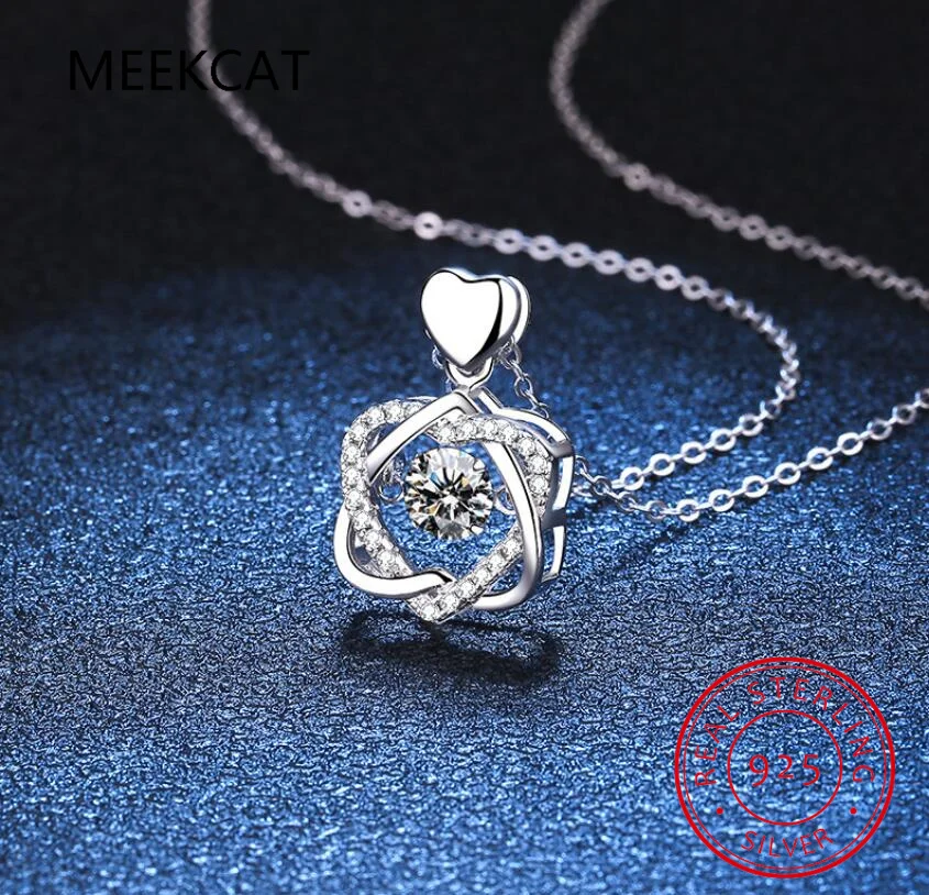 925 Sterling Silver 1 Carat Moissanite Beating Heart Necklace Fashion Casual Design Light Luxury Niche Senior Ladies