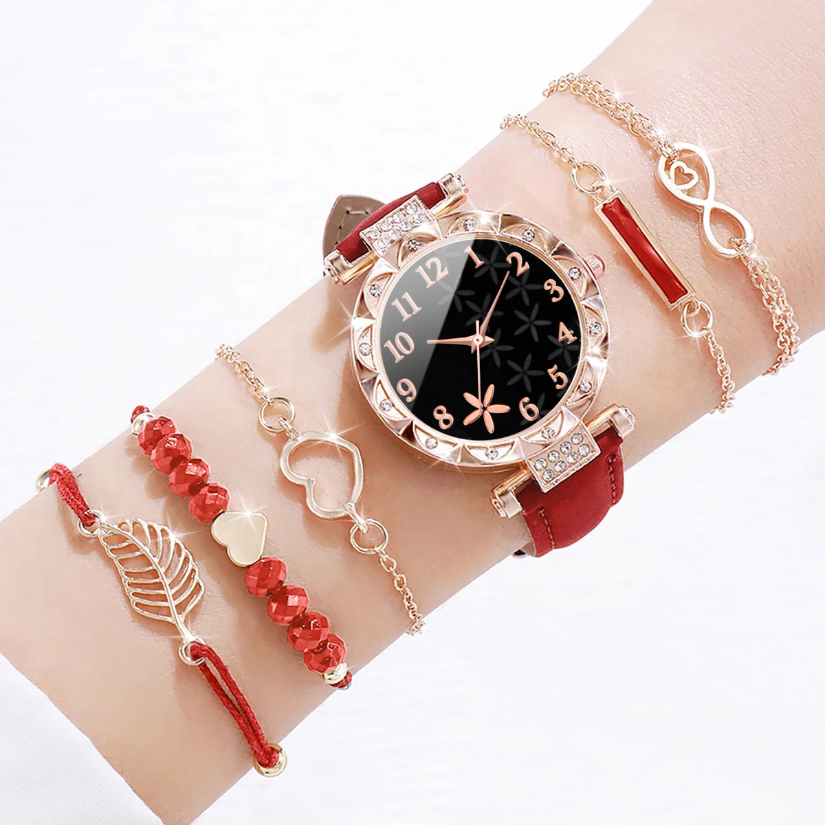 6PCS/Set Fashion Flower Dial Women\'s Watches Leather Band Quartz Watch Heart Leaf Bracelet Set（Without Box）