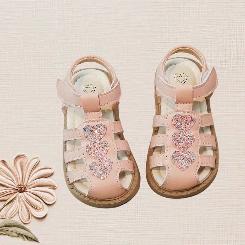 

Fashion Sandals for Toddler Girls Child Close Toed Summer Shoes Princess Bling Heart Design Hollow Out Slippers Beige Pink 22-31