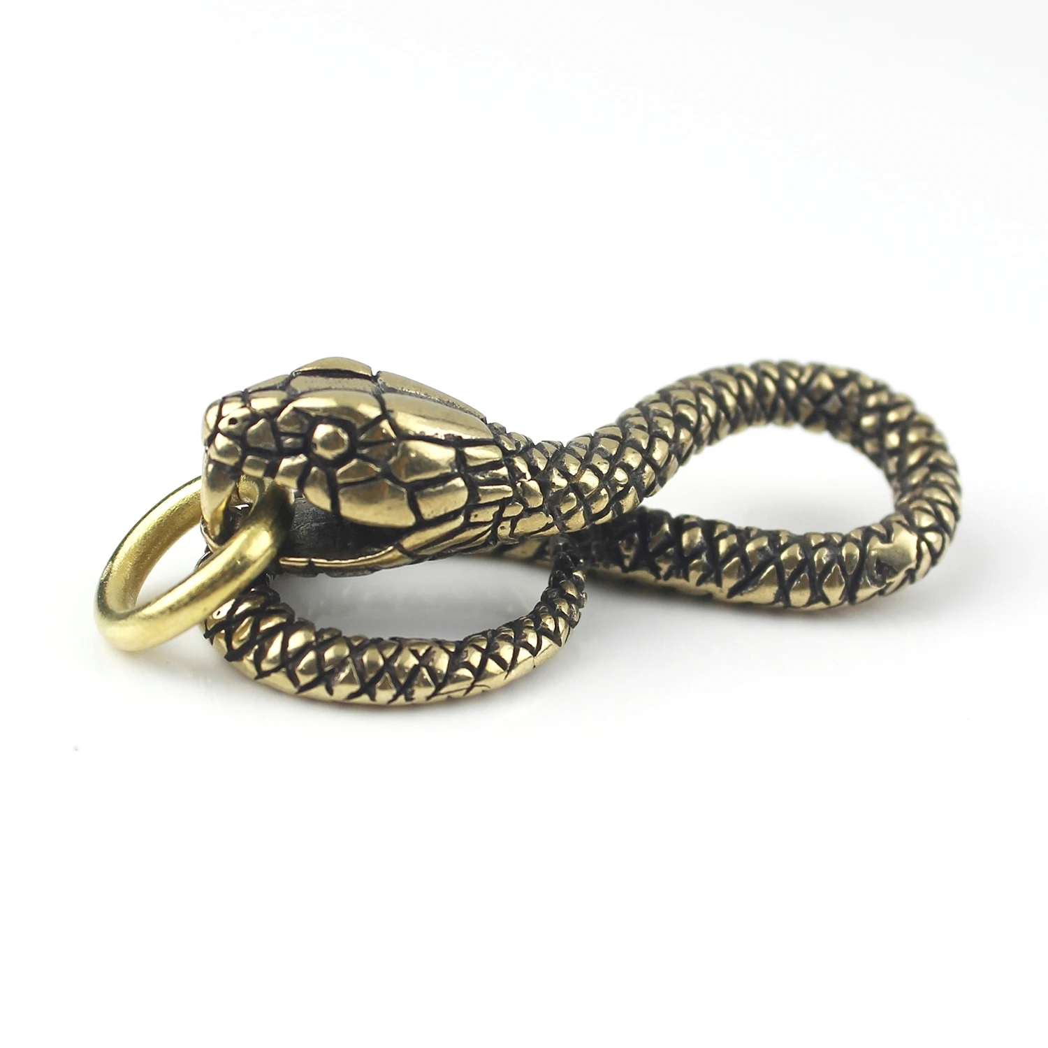 Gancho de cinturón de latón macizo, llavero Retro con forma de serpiente, llavero con Clip, cadena de billetera con anillo redondo, colgante de Decoración, regalo, 1 pieza