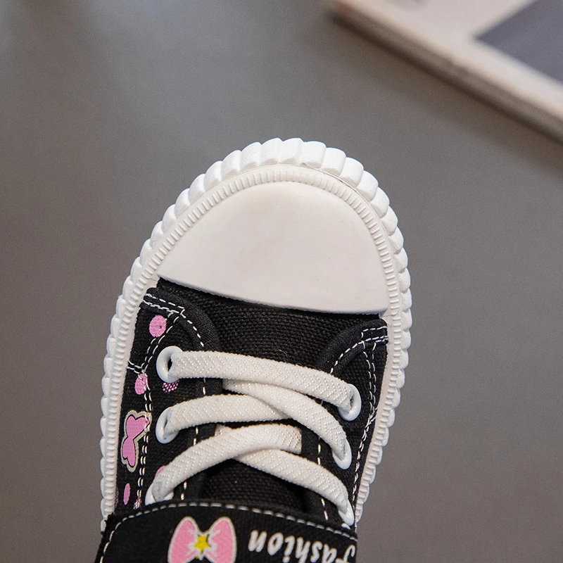 Children\'s Canvas Shoes Four Seasons White Boys Girls Small White Shoes 3-15 Years Old Black Soft Non-slip Kids Casual Sneakers