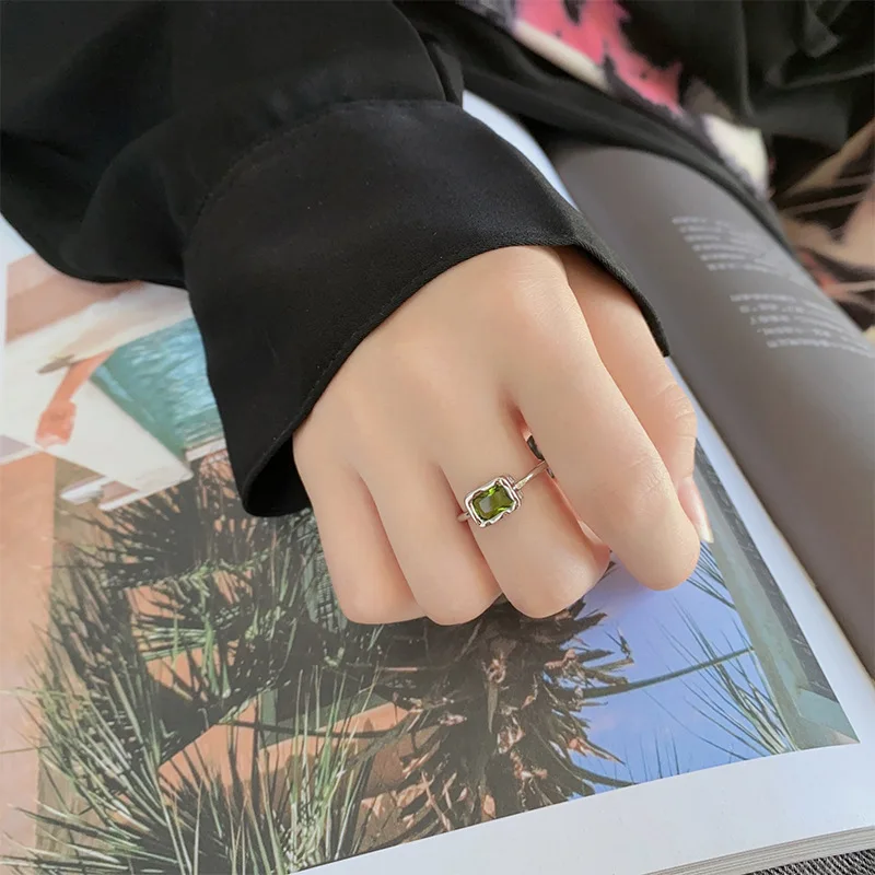 New Fashion Exquisite Square Green Crystal 925 Sterling SilverPersonality Temperament Geometric Opening Rings  TYB292