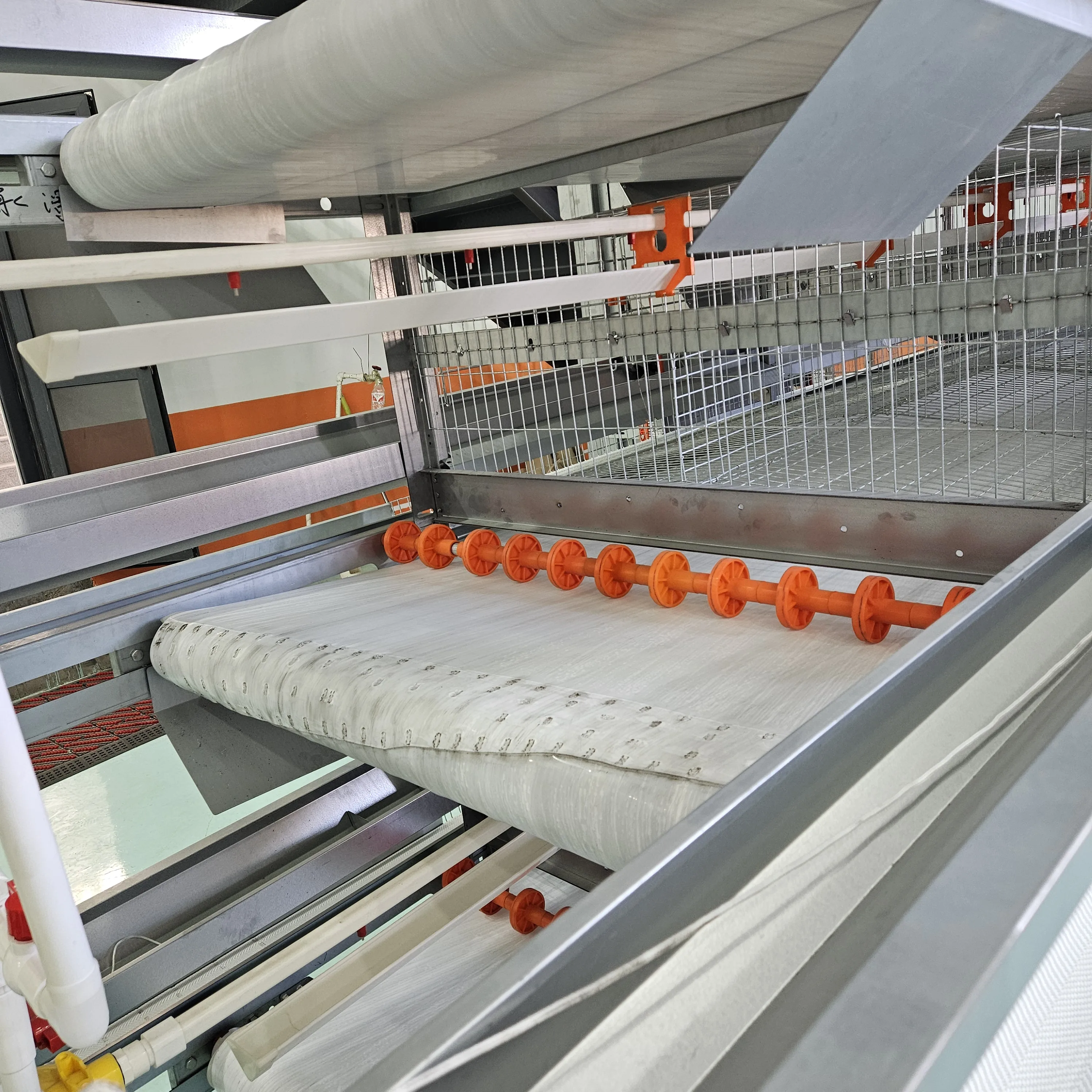 Design Poultry Large Capacity Layer Egg Laying Hens Chicken Cage with Automatic Feeding Egg Collection and Cleaning System