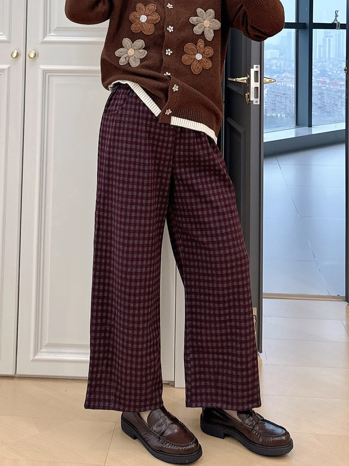 

Простые удобные брюки с высокой талией и широкими штанинами, повседневные, в клетку, эластичные, прямого кроя, больших размеров, женская одежда, подходят для различных случаев.