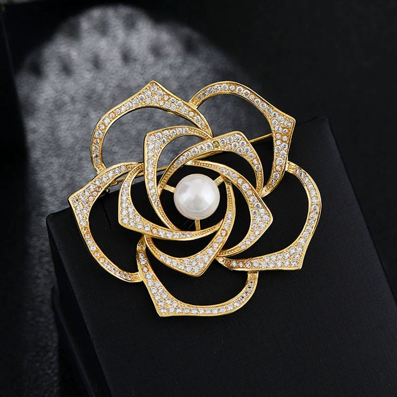 Elegant camellia pearl brooch retro light luxury European and American temperament brooch pin women's exquisite high-end coat ac