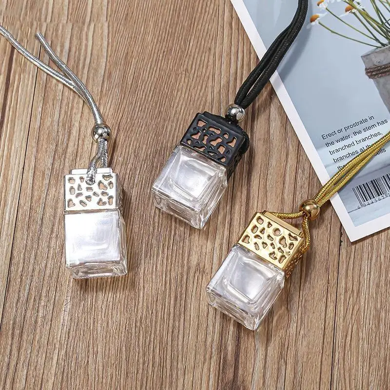 Empty Aesthetic Essential Diffuser Glass Bottle Car Rearview Mirror Hanging Decor Car Accessory for Women