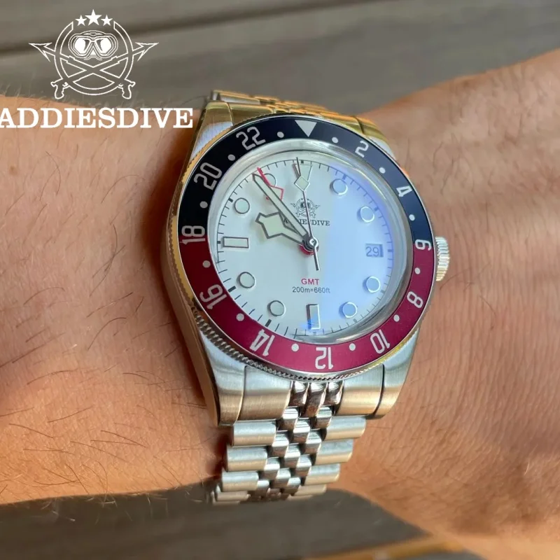

ADDIESDIVE Men GMT Watch Ronda 515-24H 200M Waterproof 316L Stainless Steel Bubble Mirror Glass BGW9 Super Luminous Quartz Watch