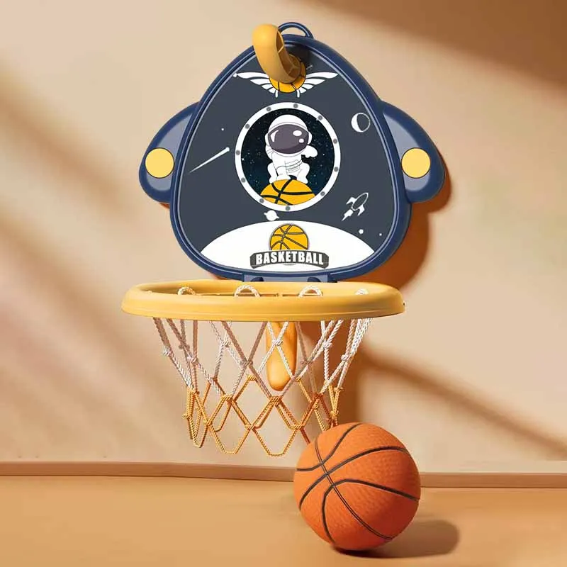 Canasta De Baloncesto Y Dardos 2 En 1 Portátil – Tablero De 64 Cm Con Gancho, Aro Y Dardos De Ventosa, Ideal Para Niños En Interior Y Exterior