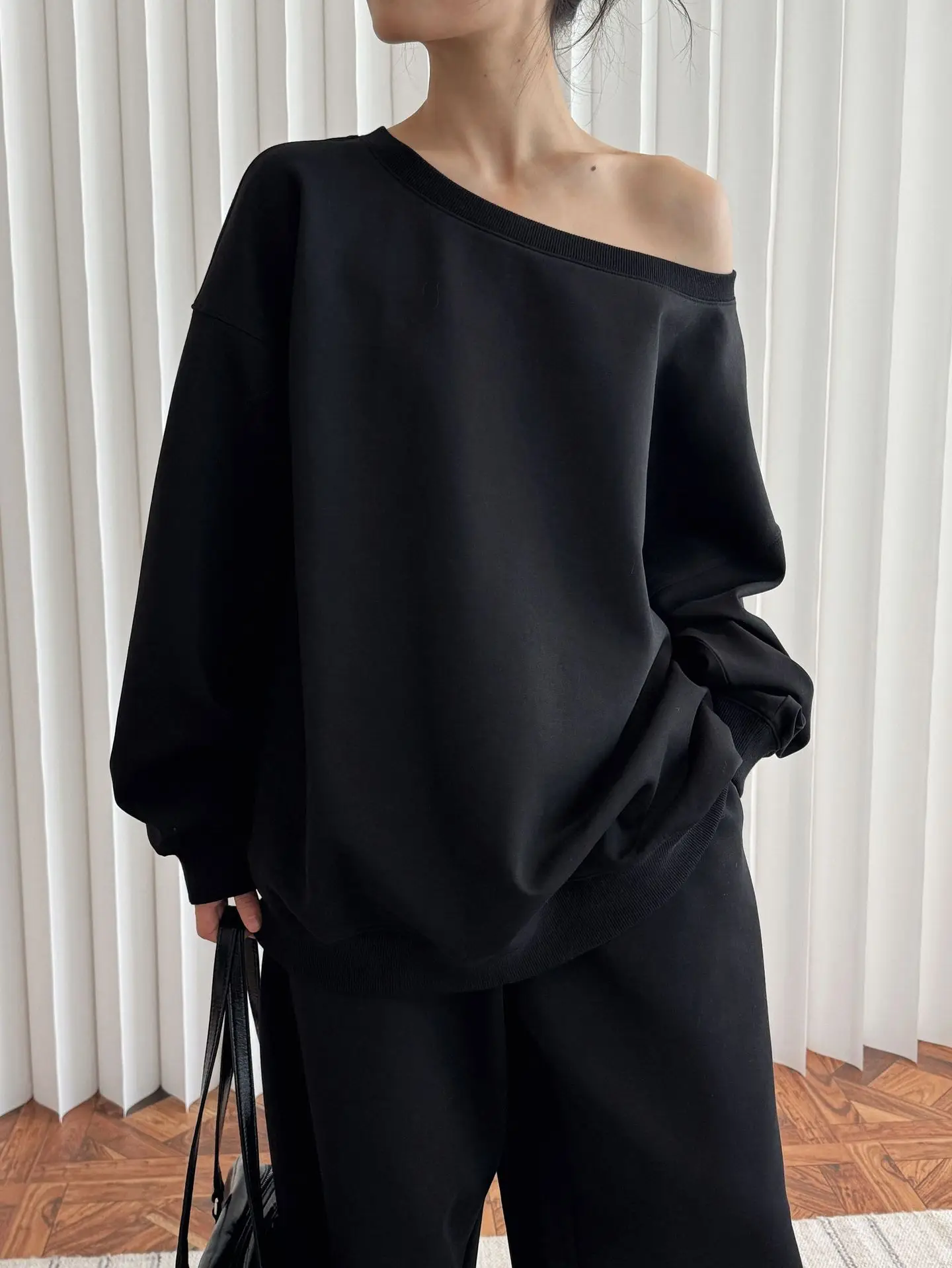 

woman cozy elegant soft sweatshirt from set loveMODA without pants