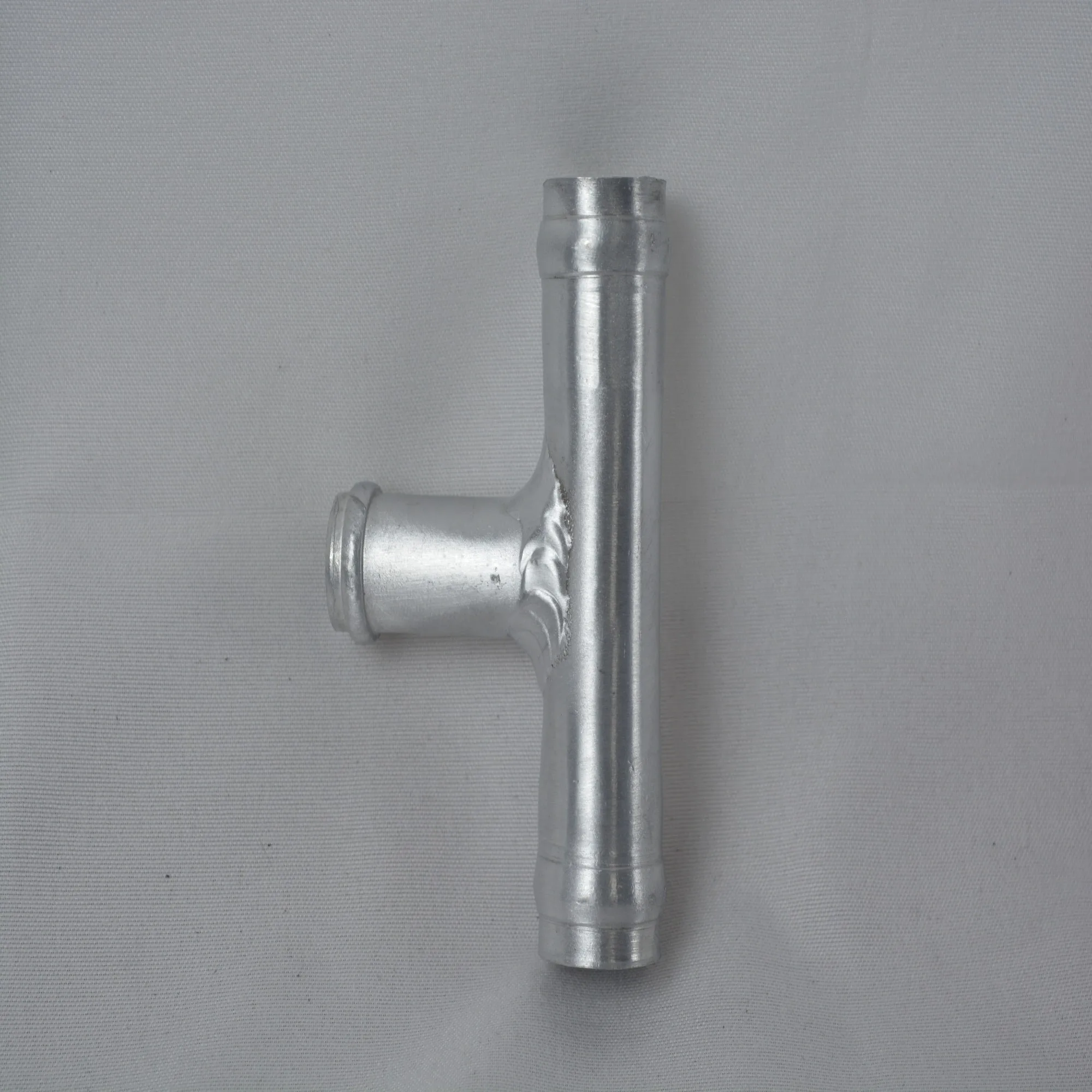 Tubos en T de salida de manguera de calentador aptos para Toyota LX450 LX470 Sequoya Sienna 87248-60460