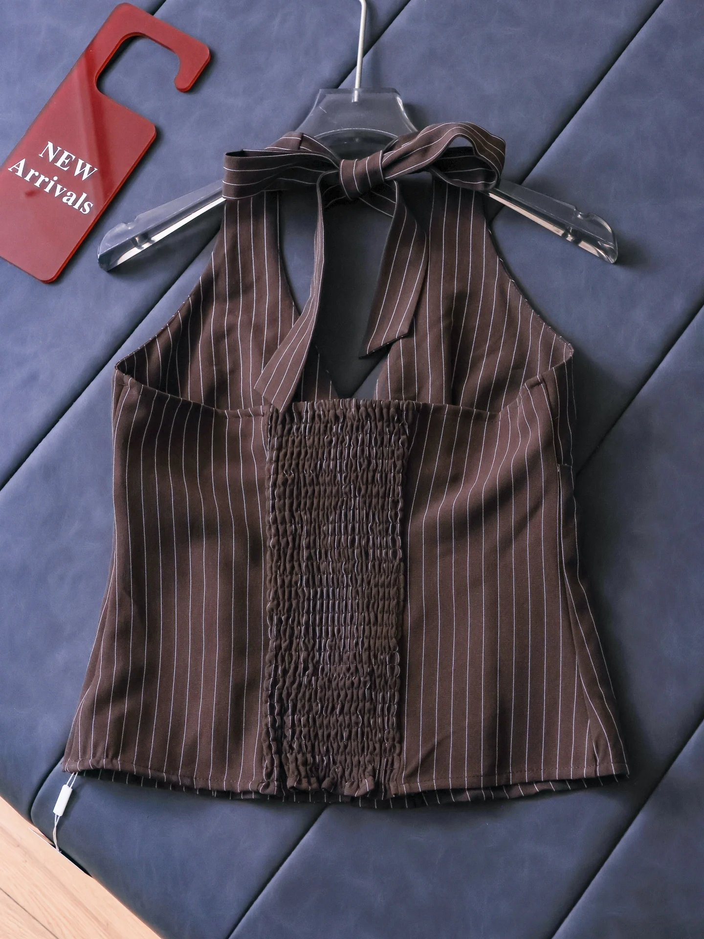 Slim Fit Striped Backless Belted Sleeveless Women's Vest Top Polyester Fiber Hang Neck Style Summer Fashion Trend T722