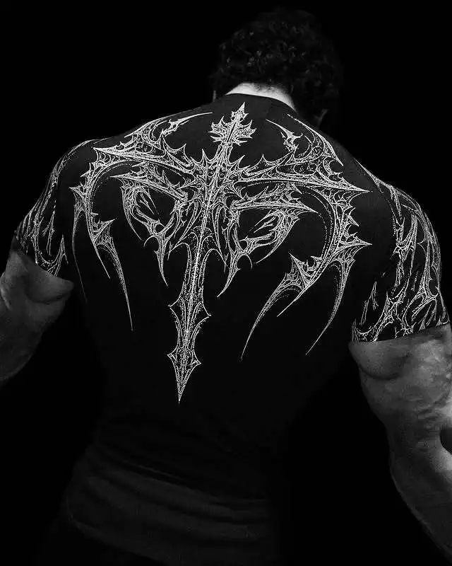 Nieuwe Zomer GYM T-shirt Heren Gothic Print Spier Tee Hoge Elasticiteit En Sneldrogende Oefening Voor Bodybuilding Training T-shirt