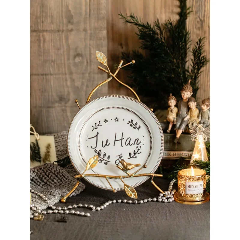 Wrought iron metal rack, bracket, book plate, menu display stand, clock decoration bracket, ornament rack.