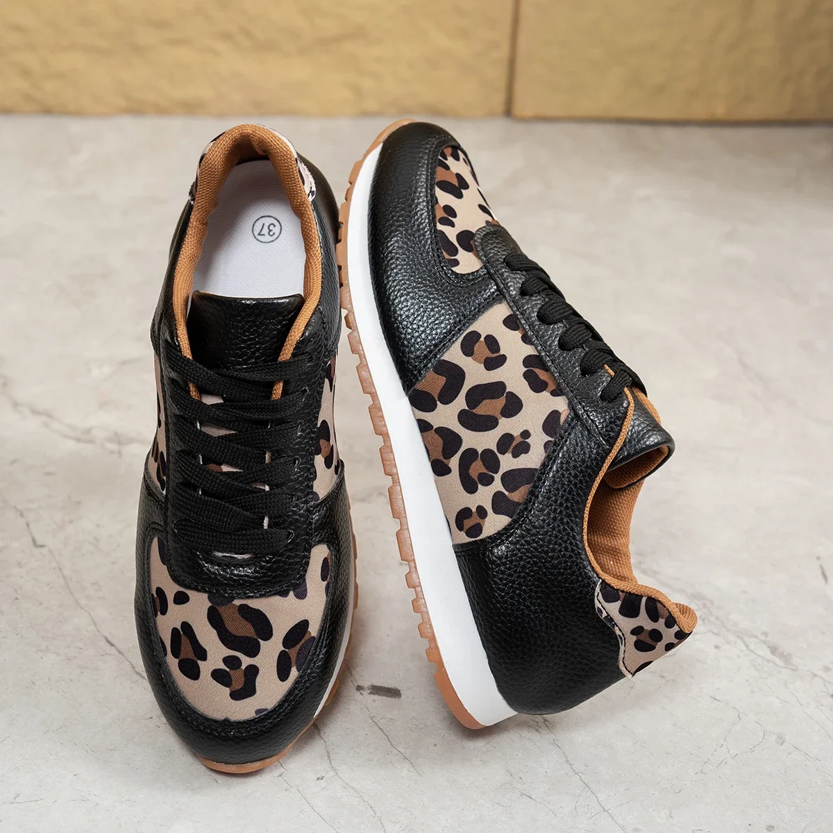 Zapatos deportivos cómodos con cordones para mujer, calzado informal de suela gruesa con estampado de leopardo de corte bajo, talla grande, primavera/otoño