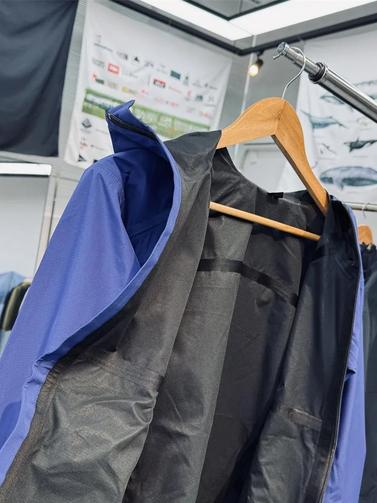 الرجال سيدة الموضة عادية تنفس في الهواء الطلق المشي لمسافات طويلة سترة أبلى مقنعين سترة واقية يندبروف التخييم سستة معطف الرياضة التدريب