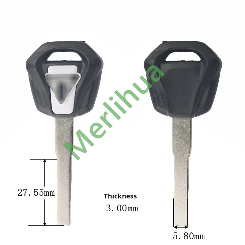 Triumph motorcycle key, suitable for: British Triumph chip key blank 675, T100, T900 motorcycle key, key blank.