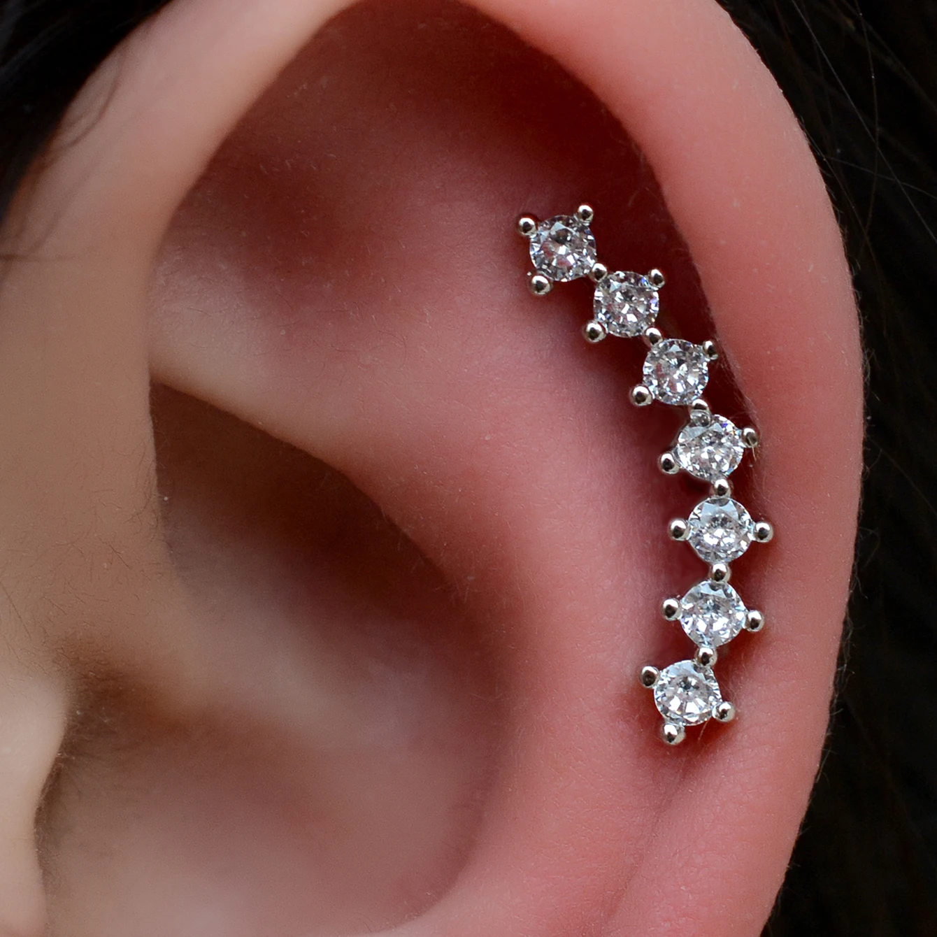 1PC 20G Stainless Steel Curve Dainty Cubic Zirconia Cartilage Earrings Studs Women Flat Blck Tragus Helix Conch Piercing Jewelry