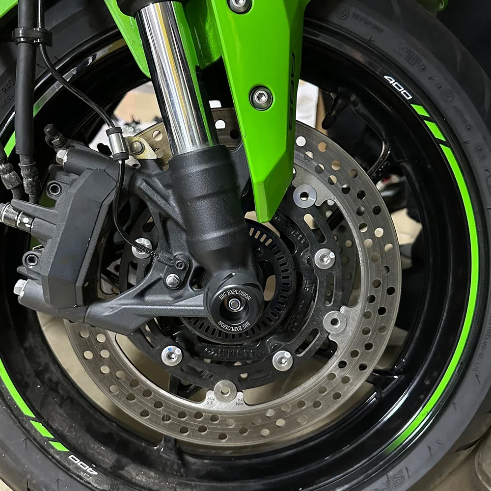 دراجة نارية المحور الأمامي والخلفي شوكة تحطم المتزلجون عجلة حماية لكاواساكي Z650 الحضرية 2022-2023 نينجا 650 تورير 2021-2023
