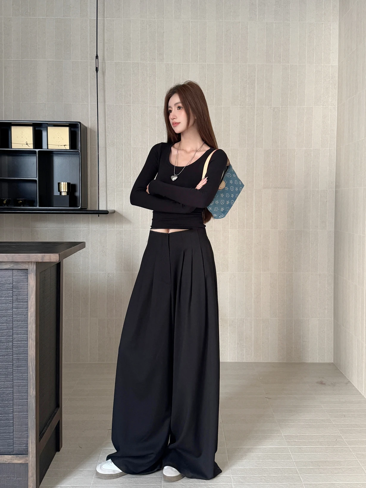 

Женские повседневные брюки с высокой талией, плиссированные, свободные, облегающие, с широкими штанинами, удлиненные, в пол, весенние, новые, стильные повседневные брюки