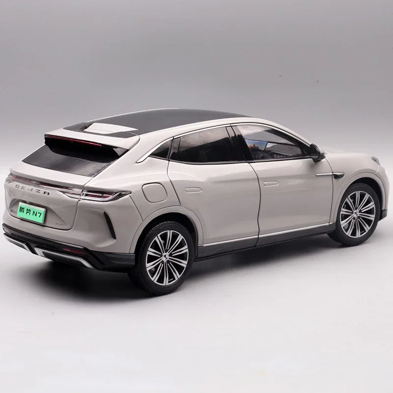 BYD DENZA N7, modèle de voiture de simulation en alliage, SUV, véhicule électrique moulé sous pression en métal, cadeau micromodèle, affichage de collection, 1: 18