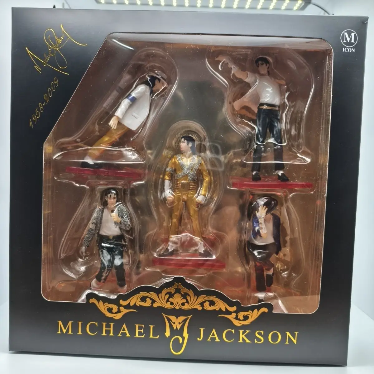 Michael Jackson Set Of 5 Limited Edition Collectible Action Figure