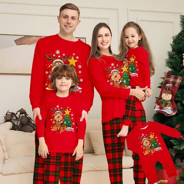 Christmas Family Matching Outfits Pajamas Family Look Clothing Sets Cartoon Print Father Mother Kids Baby Xmas Sleepwear Pyjamas 3 Christmas Family Matching Outfits Pajamas Family Look Clothing Sets Cartoon Print Father Mother Kids Baby Xmas Sleepwear Pyjamas 3
