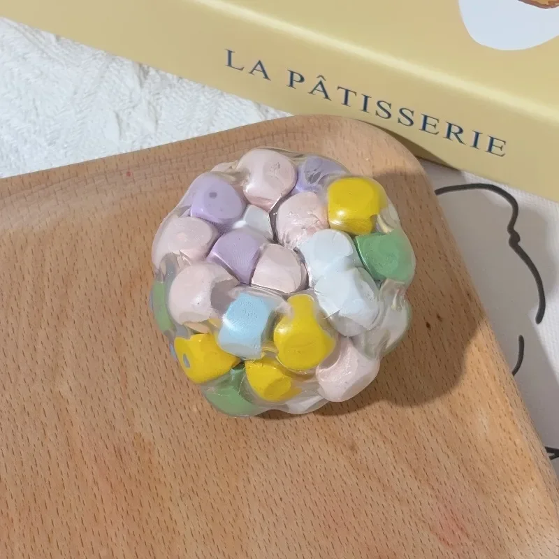 A very decompressed pinching ball toy, full of fun, an ideal gift for childrenPPP