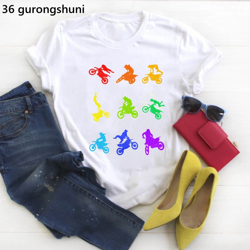 

I'M A Simple Woman I Love Motorcycle and Wine Letter Print T-Shirt Mens Clothing Watercolor Flowers Tshirt Femme Streetwear