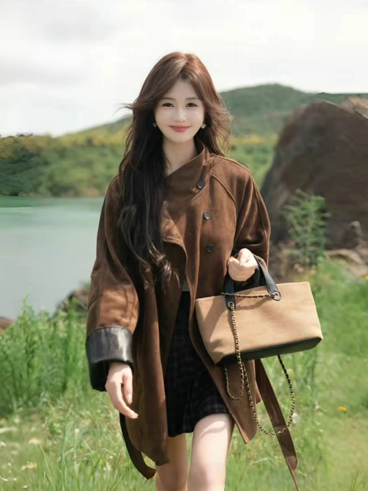 เสื้อโค้ทเทรนช์โค้ทผ้าสักหลาดสไตล์ชิคสำหรับฤดูใบไม้ร่วง  พร้อมแขนเสื้อหนัง  ตกแต่งด้วยแผ่นผ้า  มีเข็มขัด  ทรงโอเวอร์ไซส์  แบบยาว  เสื้อแจ็คเก็ตอเนกประสงค์  เสื้อคลุมลำลอง