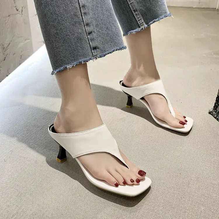 2024 Summer New Simple Flip-flops Women Wear Thin Heels Square Head T High Heels Fashion Women's Shoes