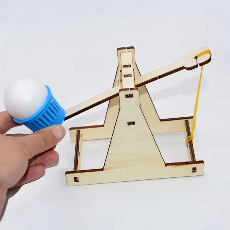 Assembly model of catapult, small invention experimental material children's handmade DIY siege catapult experimental toy