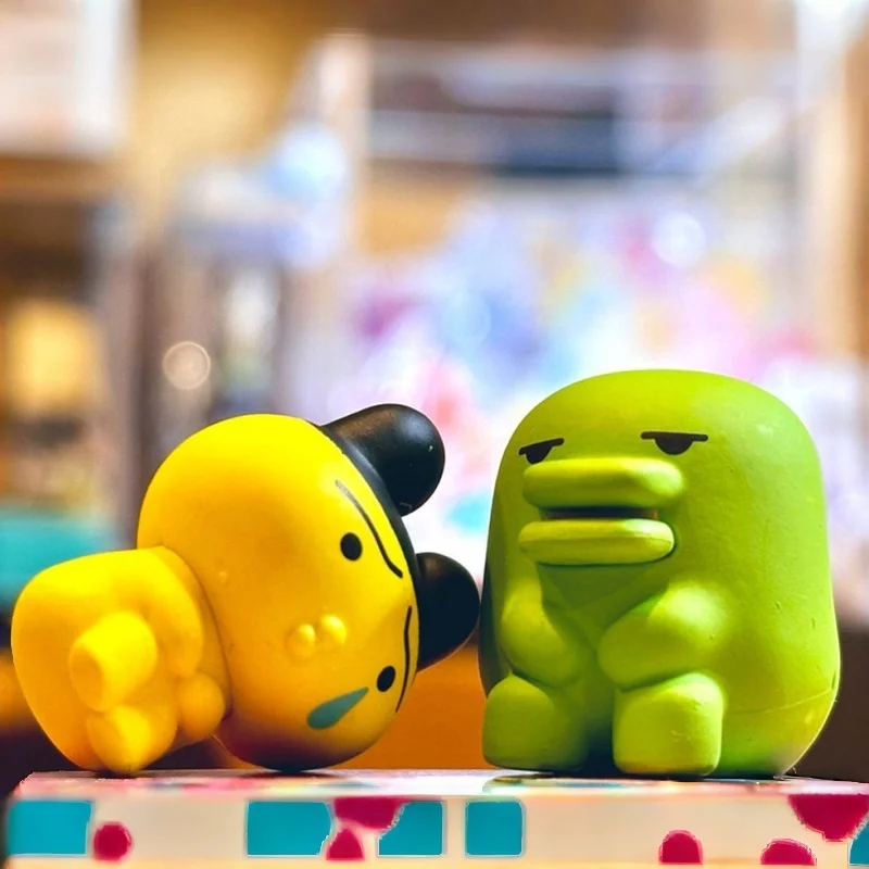 

In Stock Tamagotchi “Waiting Pose” Sitting Figure Electronic Pet Desk Display Collectible Decoration Ornament Model Toy Gifts