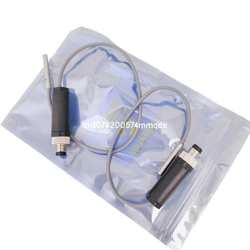 M4.110.1671 Inductive Capacitive Ultrasonic Sensor Machine Replacement Spare Parts
